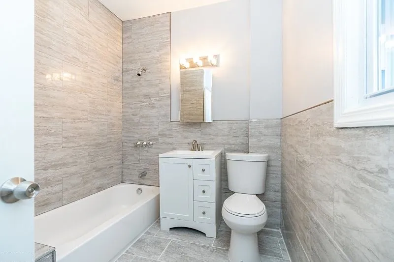 Slide of MLR Construction and Management