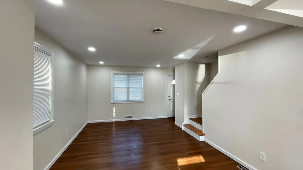 Slide of MLR Construction and Management