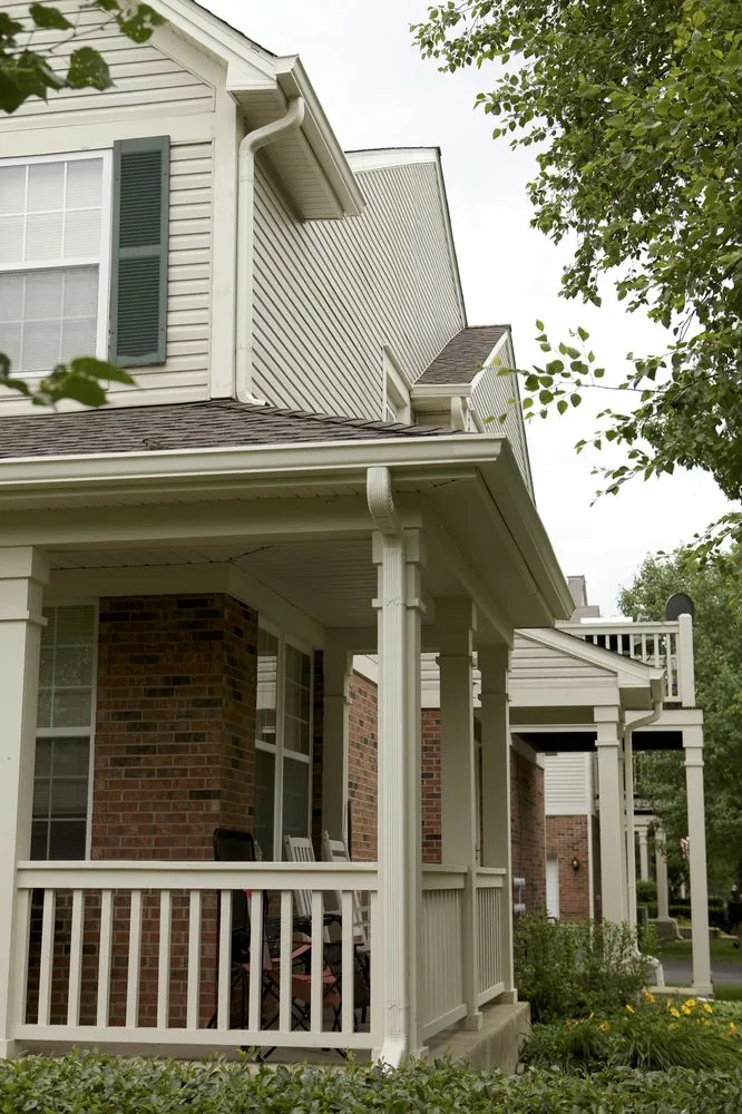 Slide of M&M Commercial Roofing