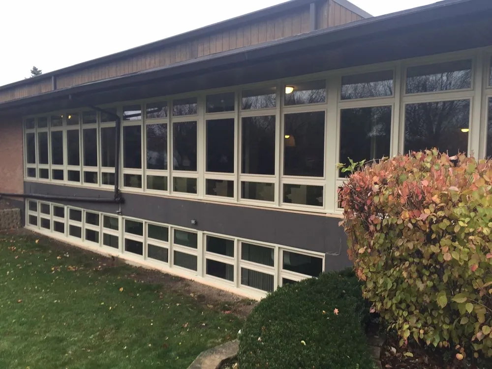 Slide of M&M Commercial Roofing