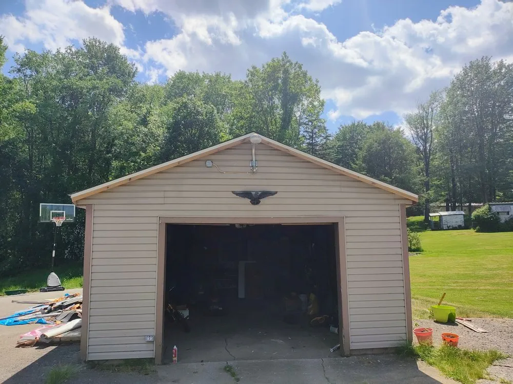 Slide of M&M Construction