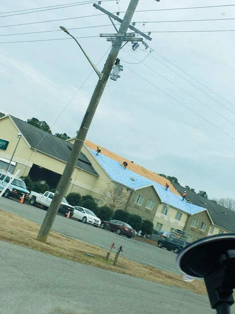 Slide of M&M Construction Roofing