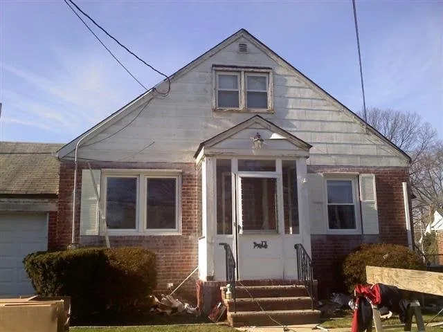 Slide of M&M Construction Specialist