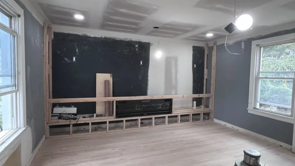 Slide of Mm Contracting