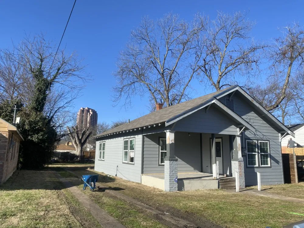 Slide of M&M Contractors