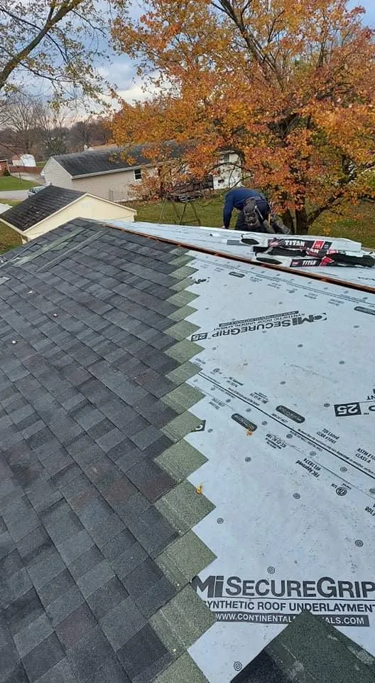 Slide of M&M Exteriors