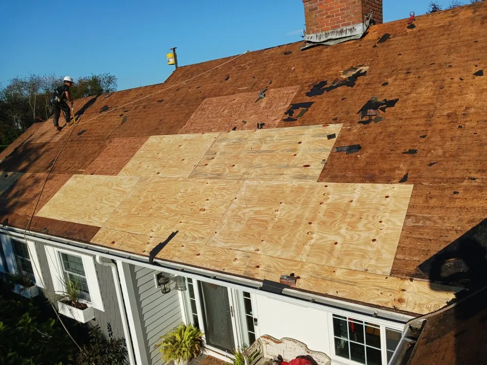 Slide of MM General Construction