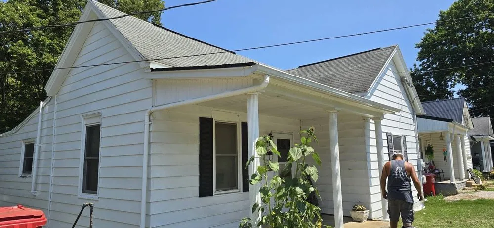 Expert residential roofing service experts serving Sadieville, KY - M&M Gutter Services