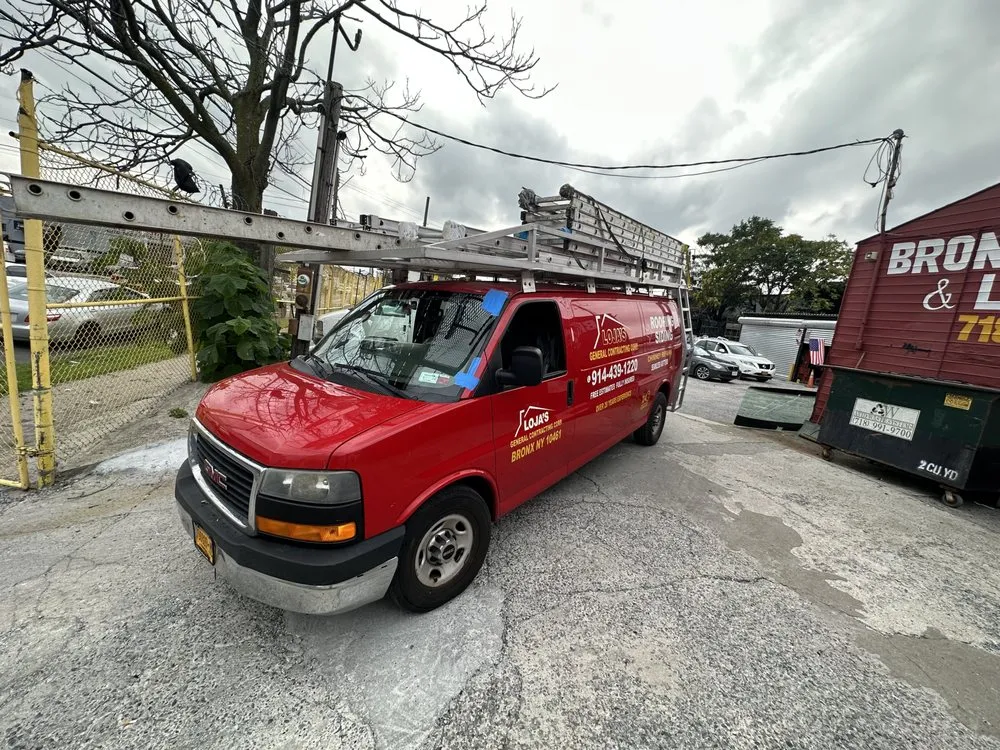 Slide of MM Lojas General Construction