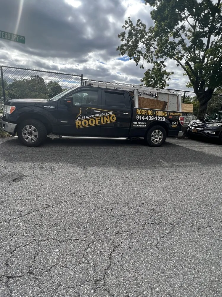 Slide of MM Lojas General Construction