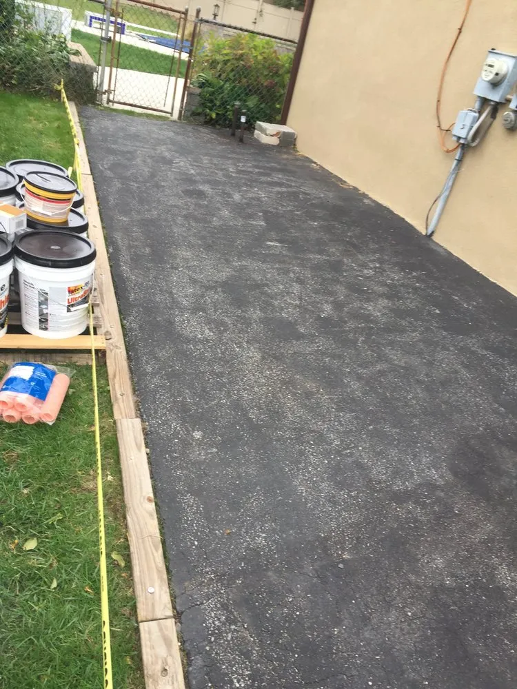 Slide of M&M Property Management