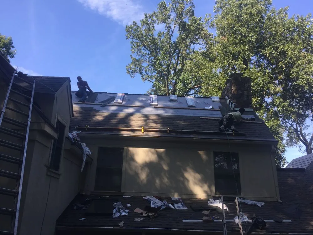 Slide of M&M Property Management