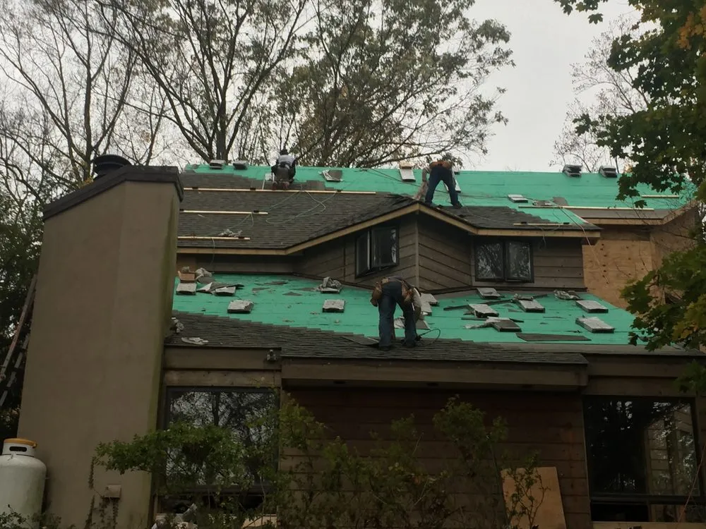 Slide of M&M Property Management