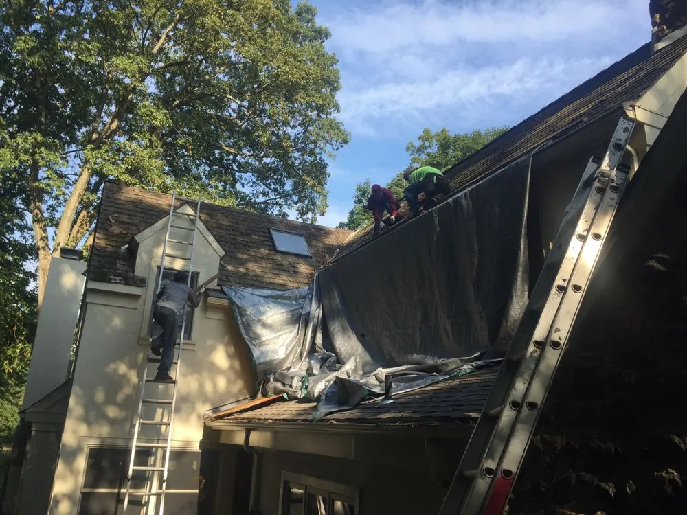 Slide of M&M Property Management