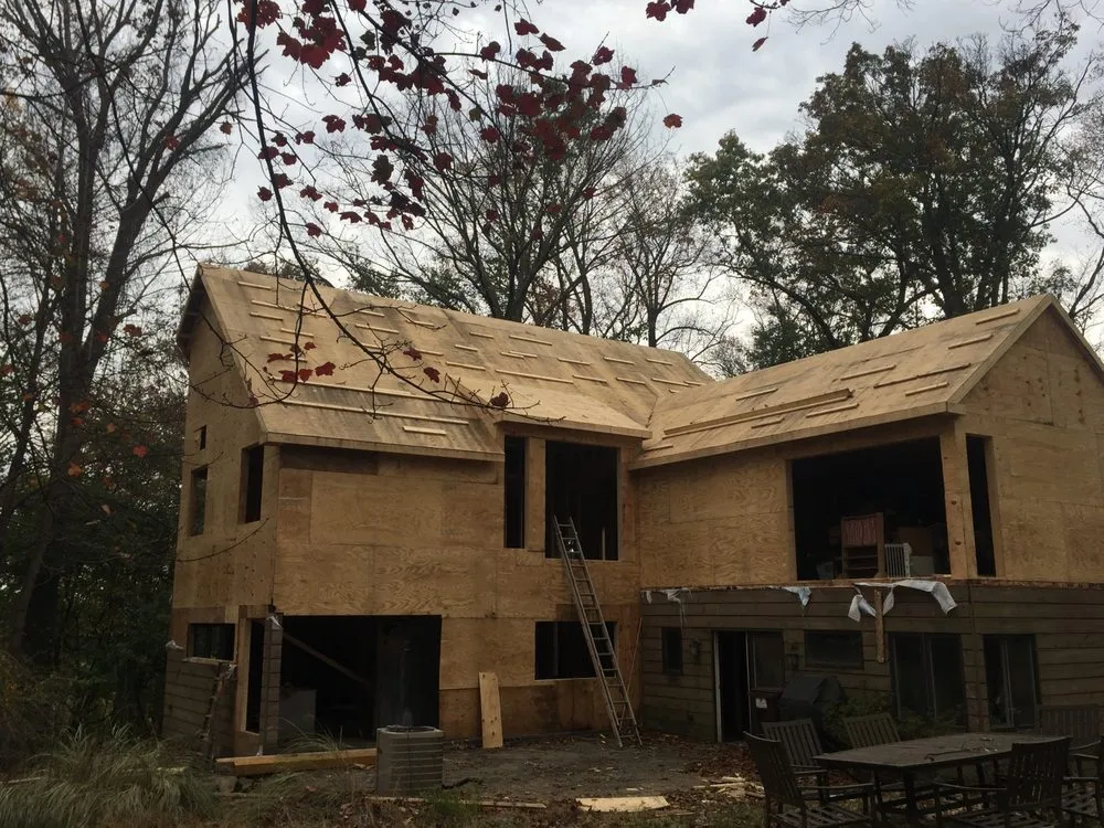 Slide of M&M Property Management