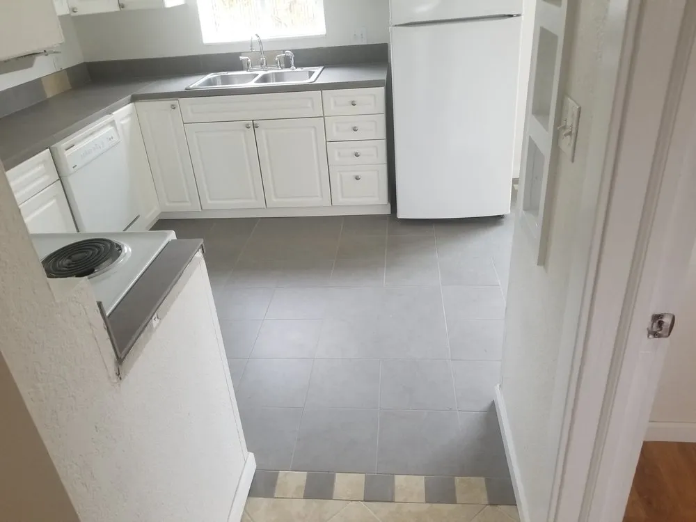 Slide of M&M Quality Construction & Roofing