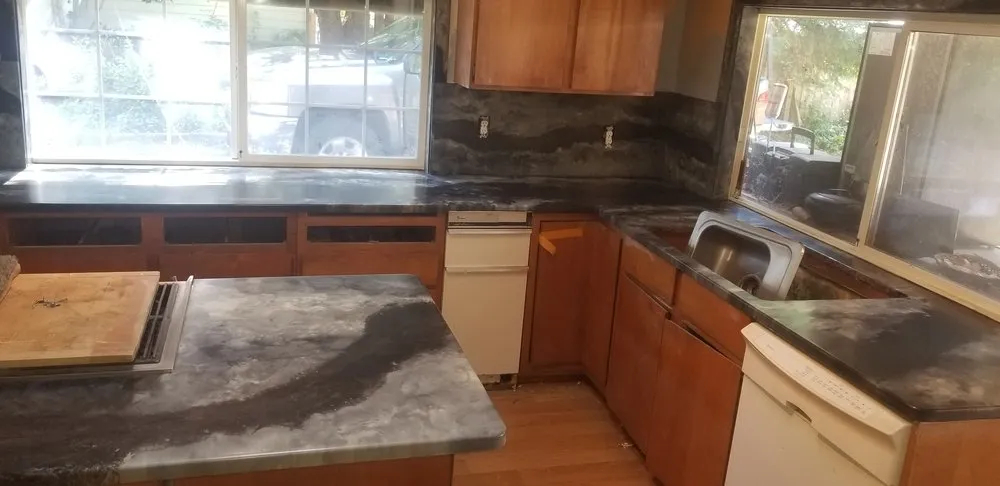 Slide of M&M Quality Construction & Roofing