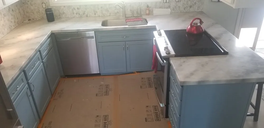 Slide of M&M Quality Construction & Roofing