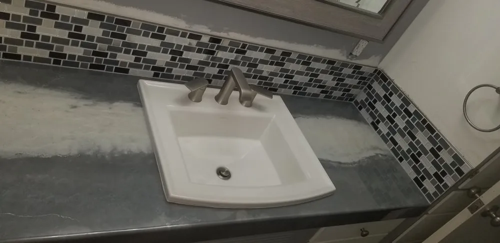 Slide of M&M Quality Construction & Roofing