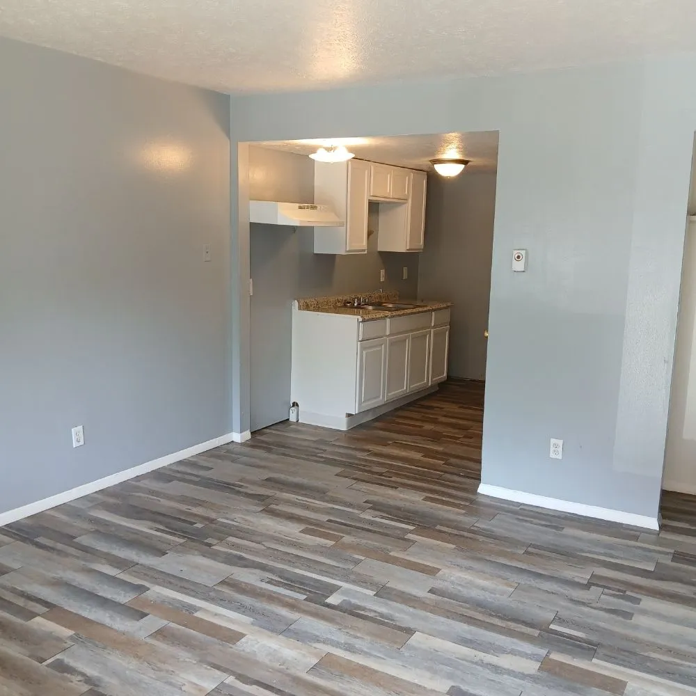 Slide of M&M Quality Construction