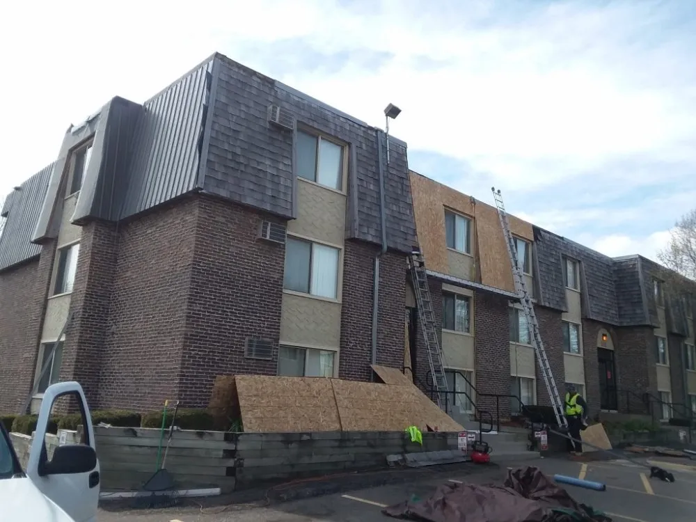 Slide of M&M Roofing and Construction