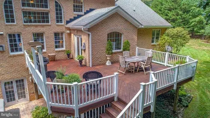 Slide of M&M Roofing And Siding