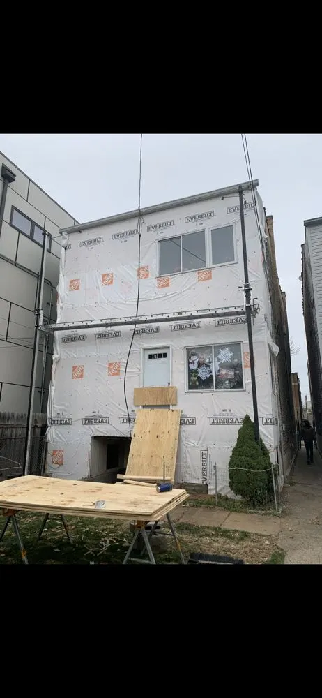 Slide of M&M Roofing