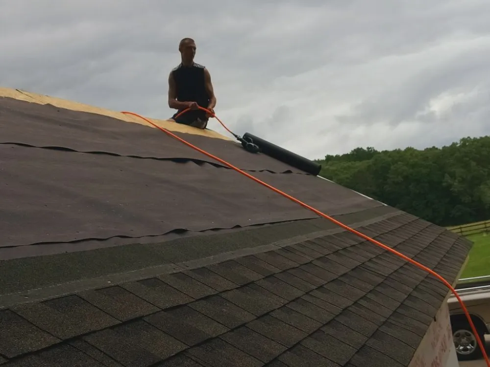 Top-rated residential roofing service experts serving Georgetown, TN - M&M Roofing