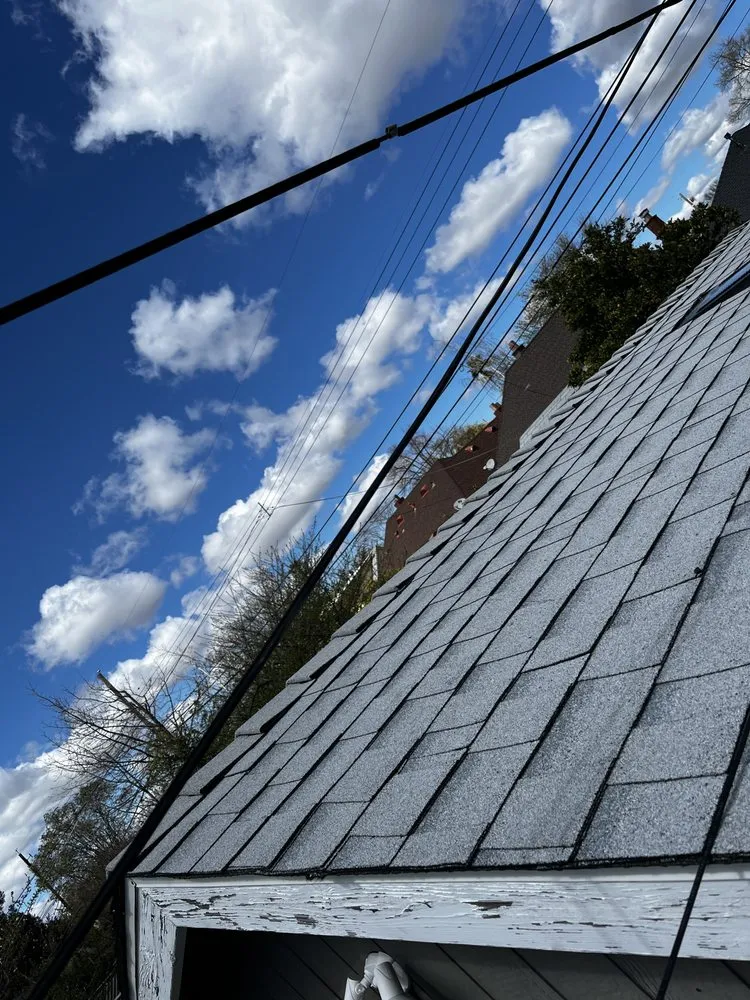 Slide of M&M Roofing