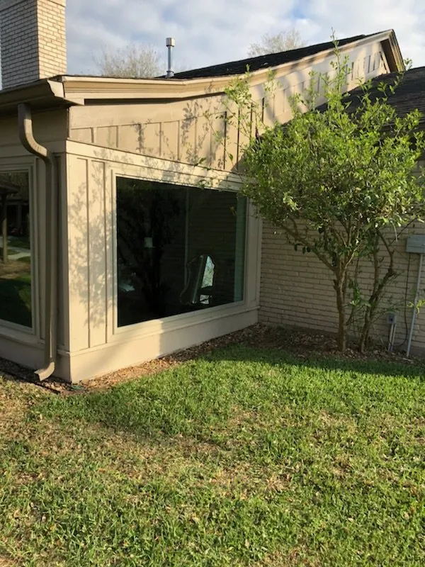 Slide of M&M Roofing, Siding & Windows