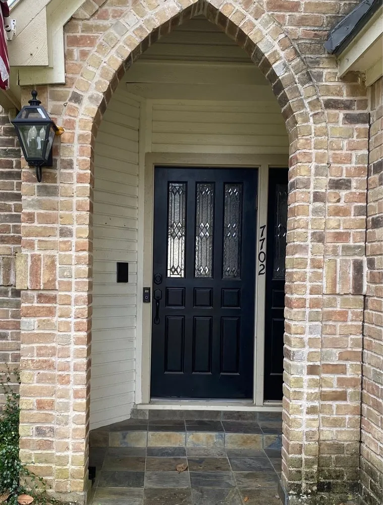 Slide of M&M Roofing, Siding & Windows