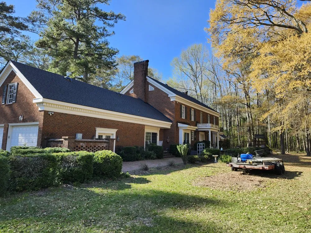 Slide of M&M Roofing