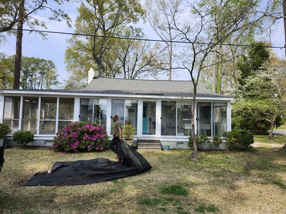 Slide of M&M Roofing