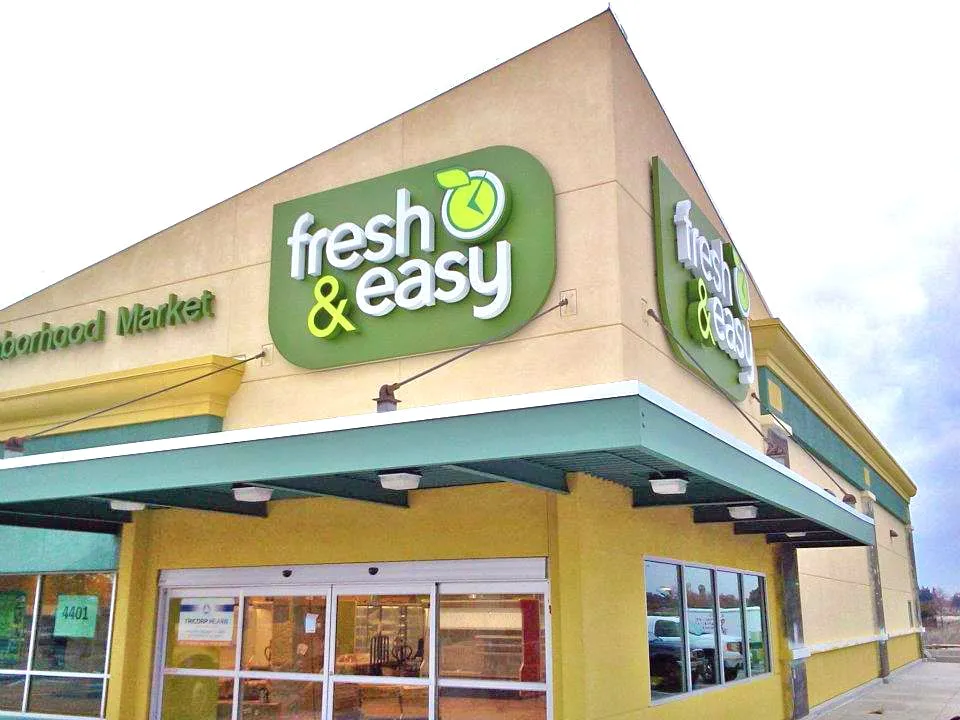 Slide of M&M Sheet Metal and Rain Gutters