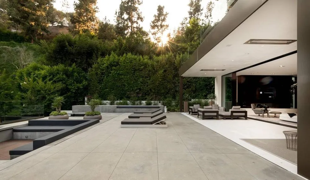 Slide of M&M Sheet Metal and Rain Gutters