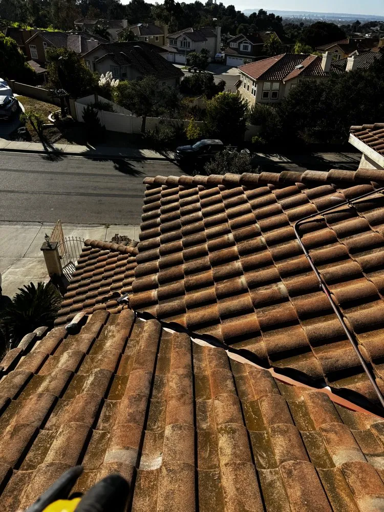 Slide of M&M Southern Roofing