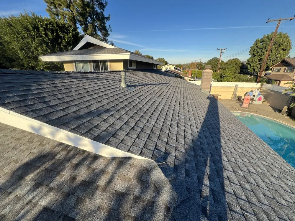 Slide of MMM Roofing