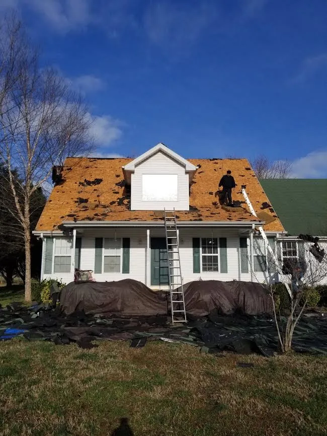 Expert roof repair for homes across Castalian Springs, TN - M&N Roofs