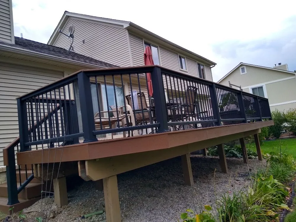 Top-rated roof installation in Commerce Charter Township, MI by MNM Construction