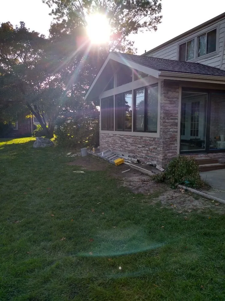 Reliable roof leak repair experts serving Commerce Charter Township, MI - MNM Construction