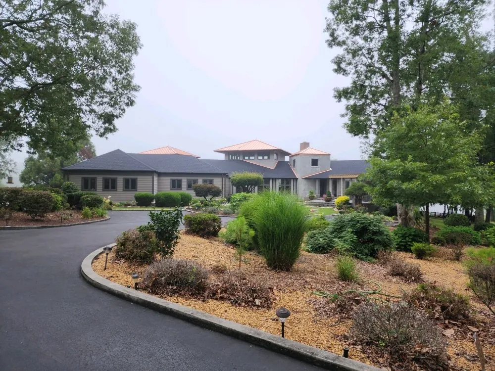 Slide of MNM Painting & Roofing