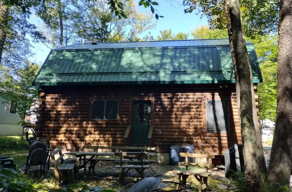 Local residential roofing service in Greentown, PA - MNM Roofing Professionals
