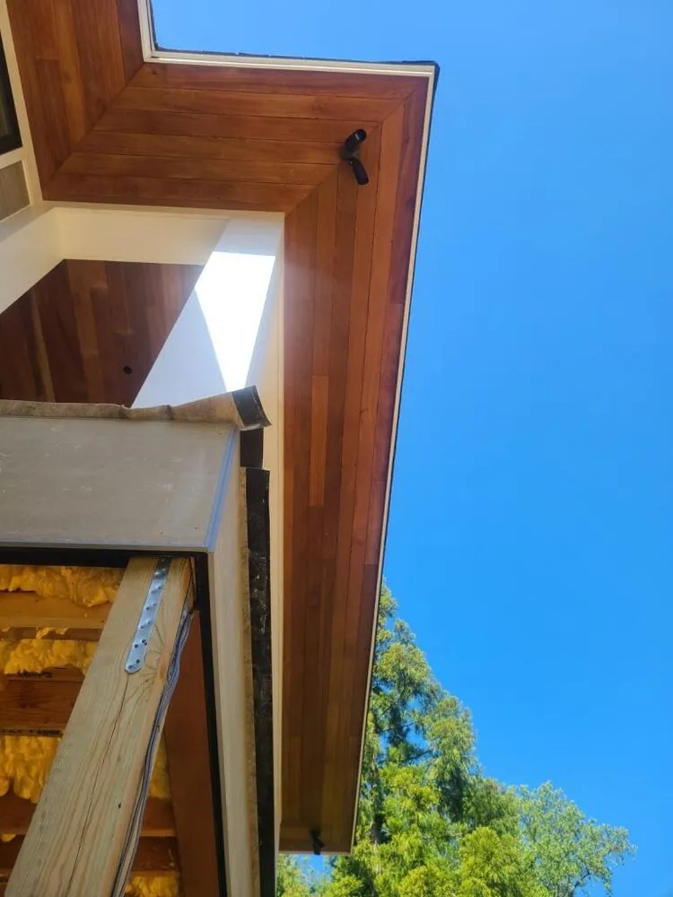 Slide of M&O General Contractor