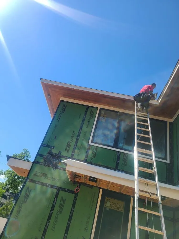 Slide of M&O General Contractor