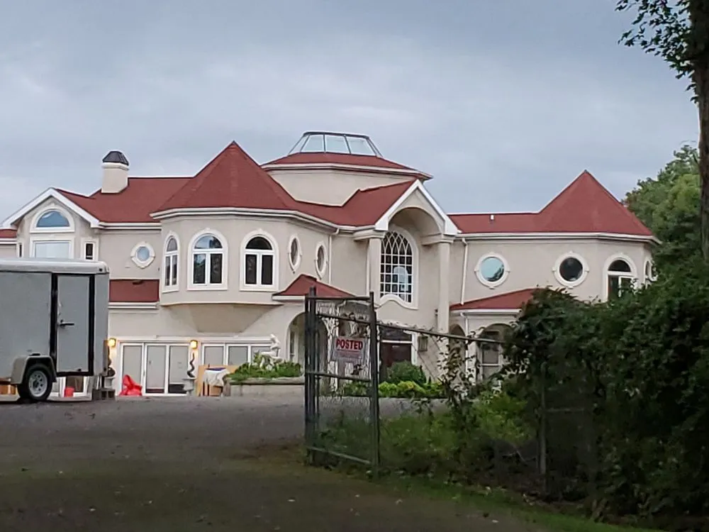 Slide of Mo Shingles