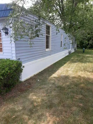 Slide of Mobile Home Stuff Store