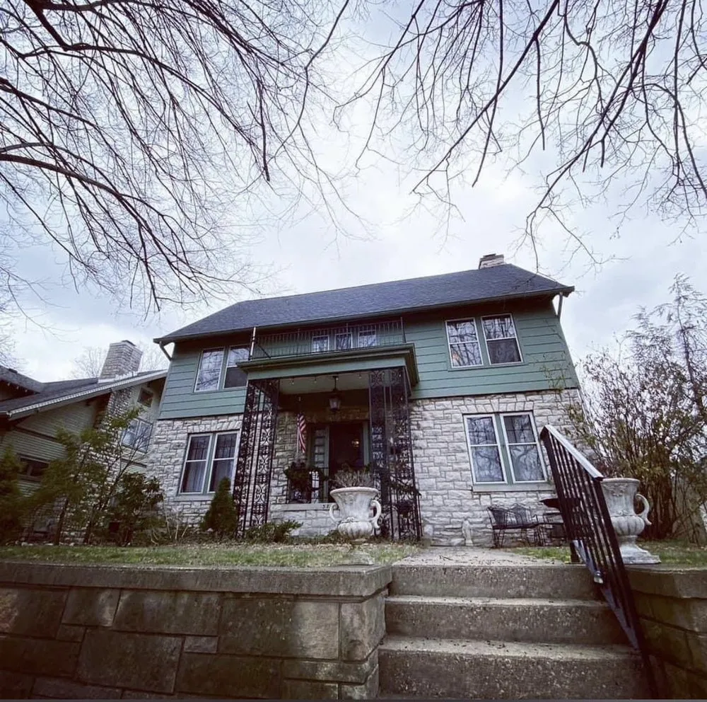 Slide of Mobley’s Roofing