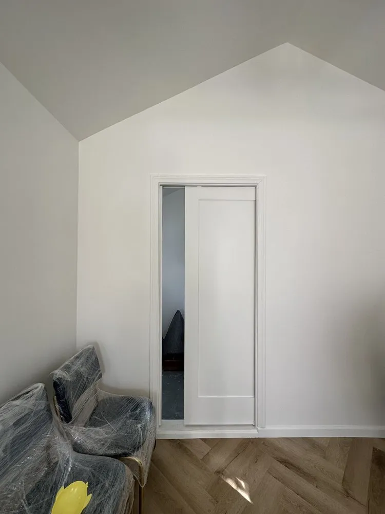 Slide of Modern Builders