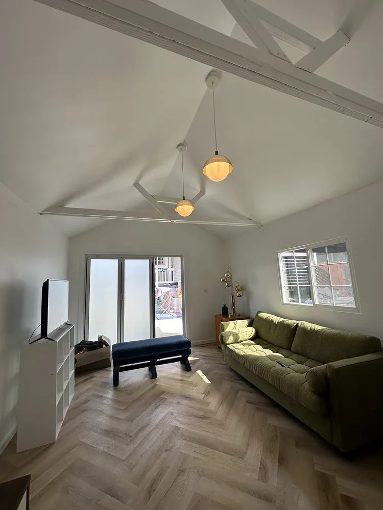 Slide of Modern Builders