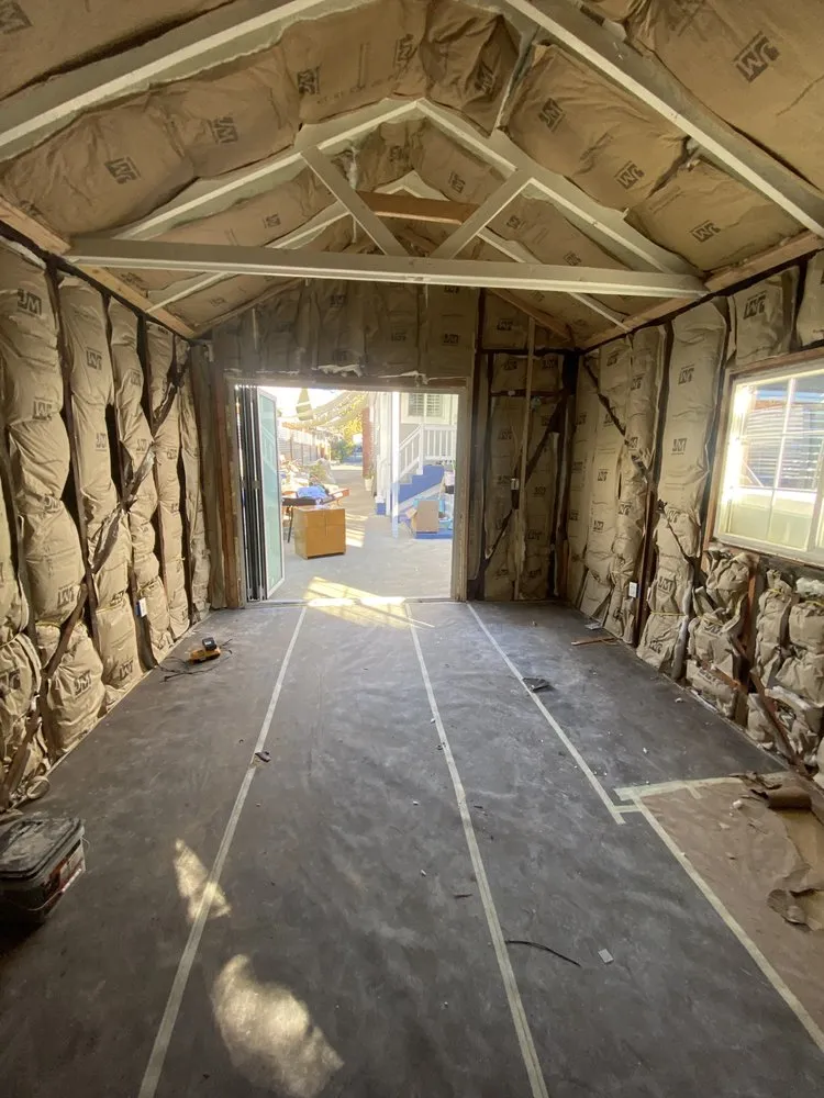 Slide of Modern Builders